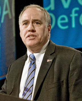 New York Comptroller DiNapoli Touts Pension Reforms in Letter